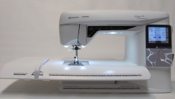 Husqvarna VIKING - OPAL 690 Quilt mit gro�em Anschiebetisch
